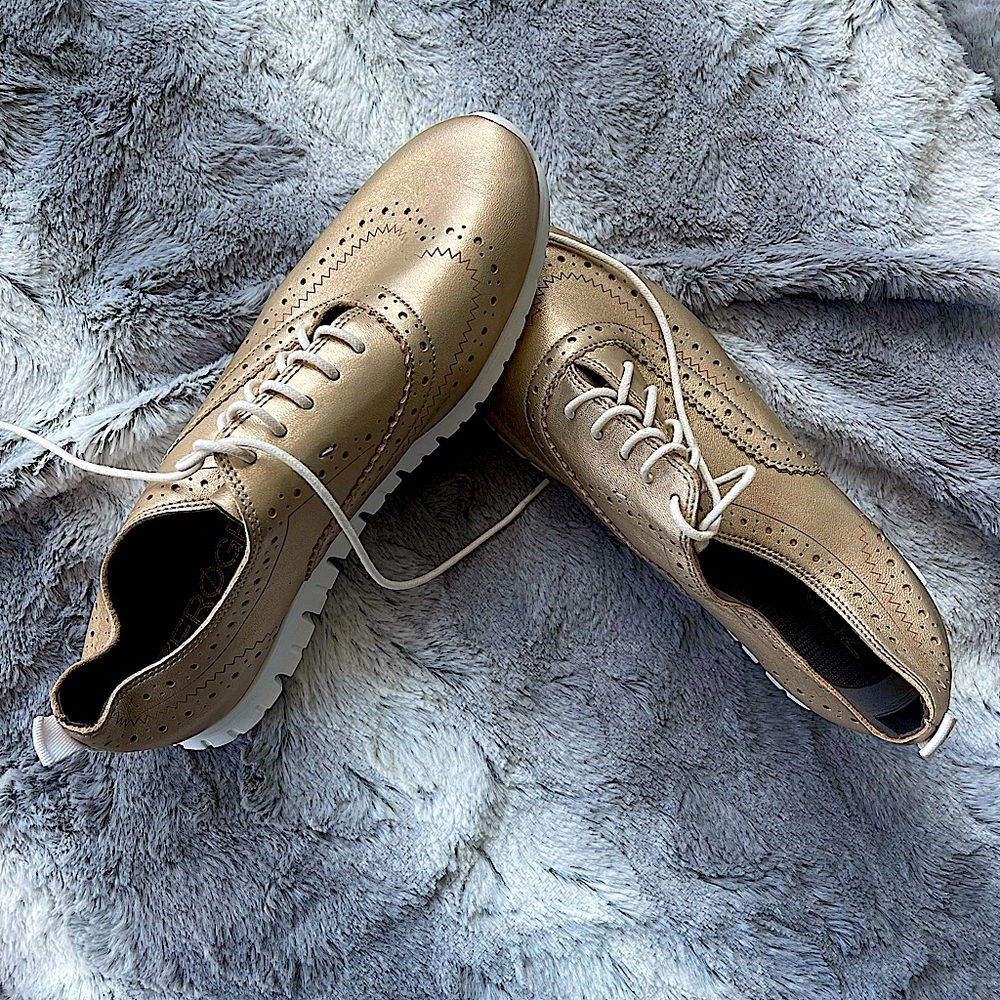 BARELY WORN Cole Haan ZEROGRAN Rose Gold Loafers